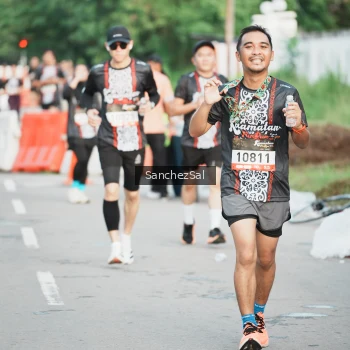 Runner Photo 1391010