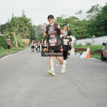 Runner Photo 1391062