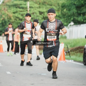 Runner Photo 1391091