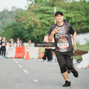 Runner Photo 1391101