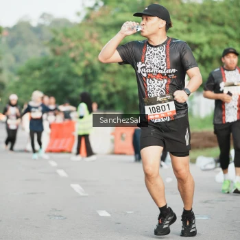 Runner Photo 1391118