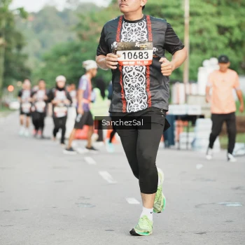 Runner Photo 1391123