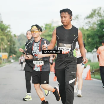 Runner Photo 1391264