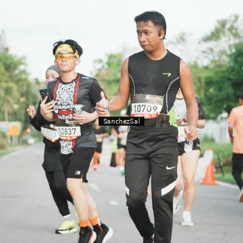 Runner Photo 1391266