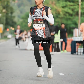 Runner Photo 1391294