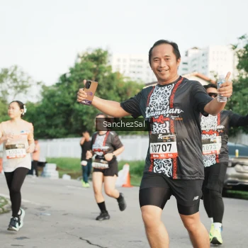 Runner Photo 1391386