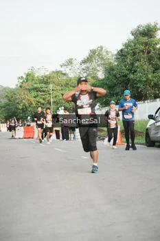 Runner Photo 1391508