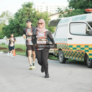 Runner Photo 1391599