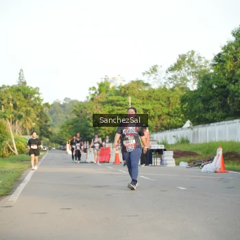 Runner Photo 1392609