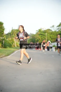 Runner Photo 1392643