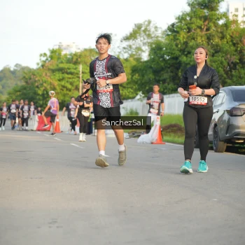 Runner Photo 1392647