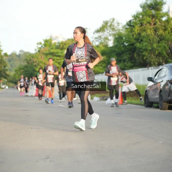 Runner Photo 1392670