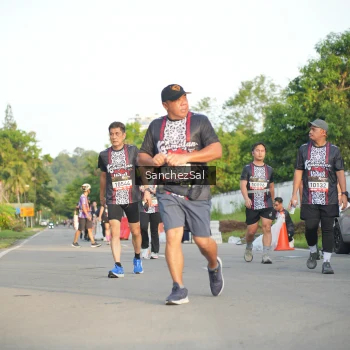 Runner Photo 1392674