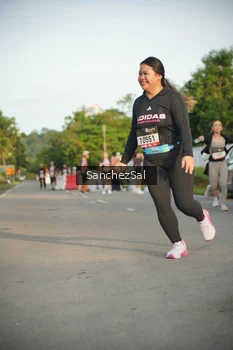 Runner Photo 1392715