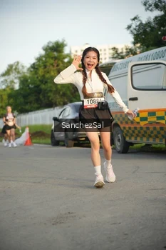 Runner Photo 1392743