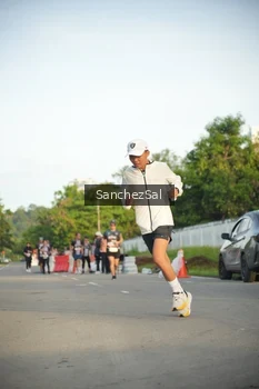 Runner Photo 1392788