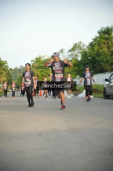 Runner Photo 1392806
