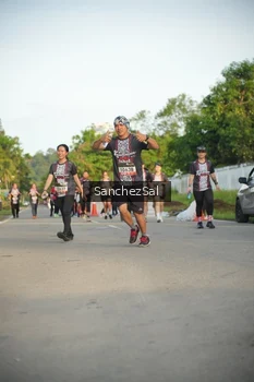 Runner Photo 1392808