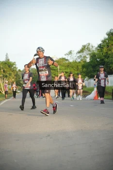 Runner Photo 1392814