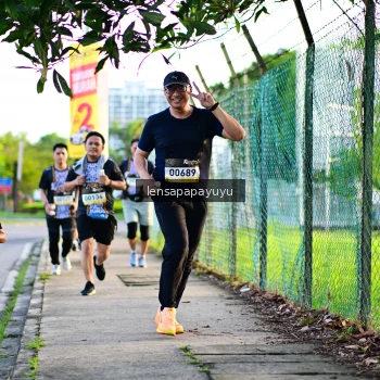 Runner Photo 1393919