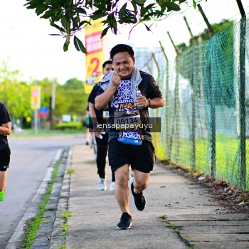 Runner Photo 1393941