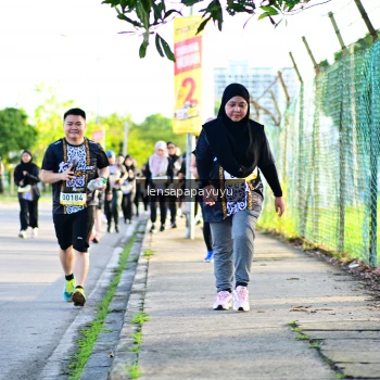 Runner Photo 1394844