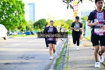Runner Photo 1394921