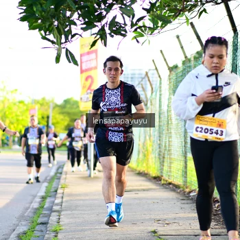 Runner Photo 1394926