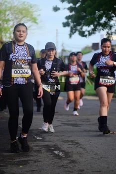 Runner Photo 1396090