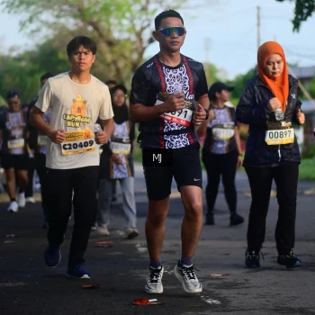 Runner Photo 1396099
