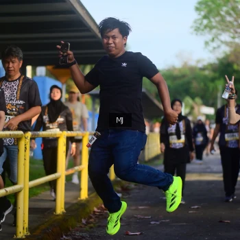 Runner Photo 1396165