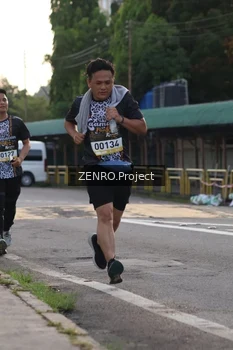 Runner Photo 1396180