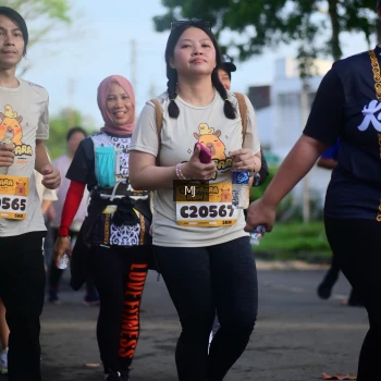 Runner Photo 1396257