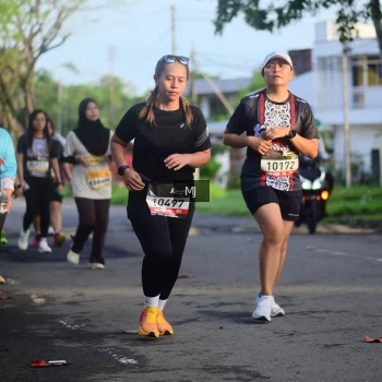 Runner Photo 1396289