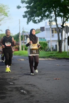 Runner Photo 1396290