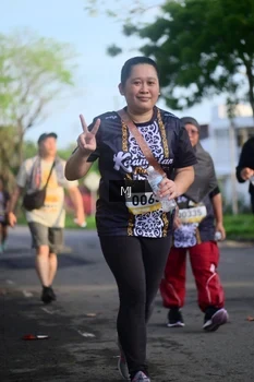 Runner Photo 1396314