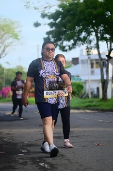 Runner Photo 1396343