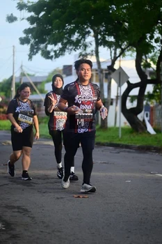 Runner Photo 1396345