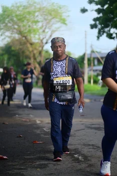 Runner Photo 1396387