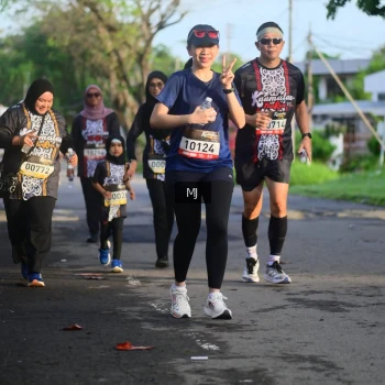 Runner Photo 1396391