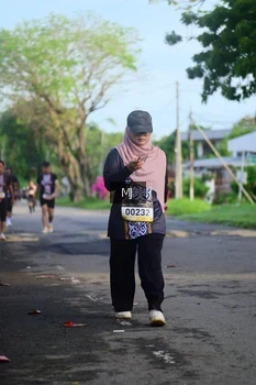 Runner Photo 1396414