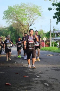 Runner Photo 1396416