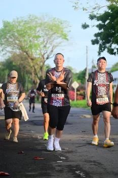 Runner Photo 1396422