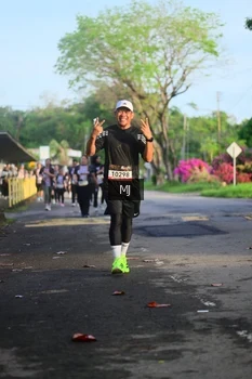 Runner Photo 1396503