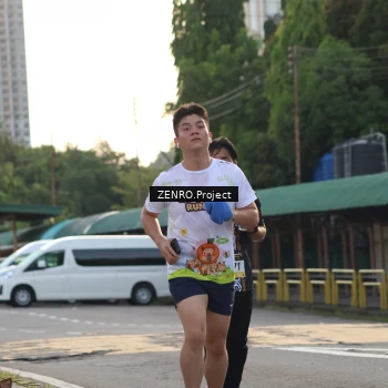 Runner Photo 1396552