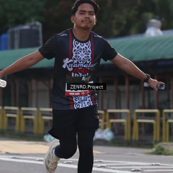 Runner Photo 1396907