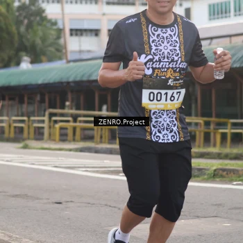 Runner Photo 1397013