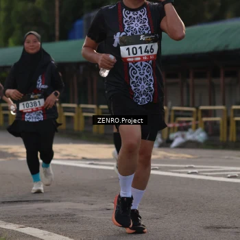 Runner Photo 1397267