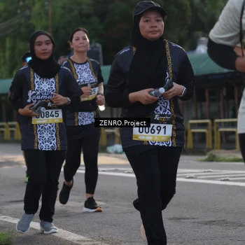 Runner Photo 1397372