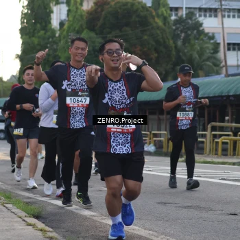 Runner Photo 1397430